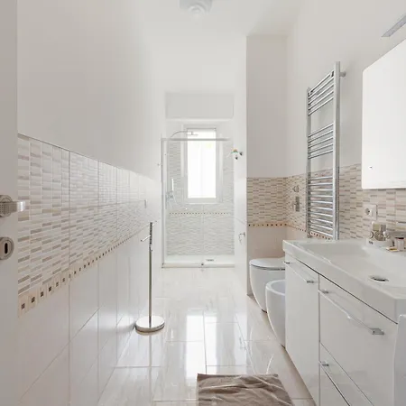 Guesthost - Lorenteggio Gelsomini Cozy Appartement Milaan