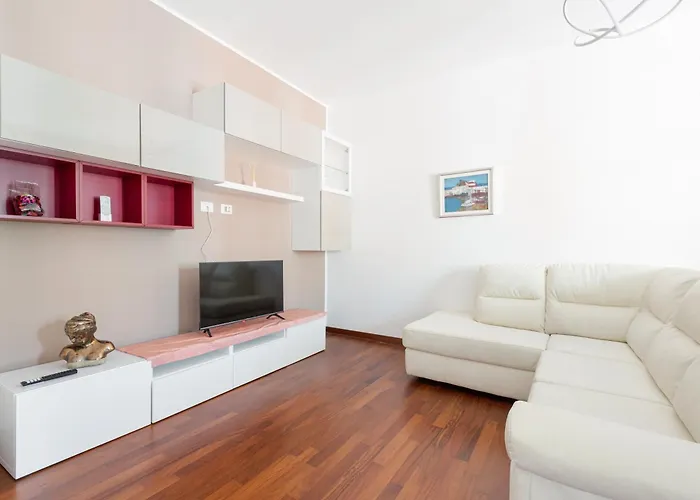 Guesthost - Lorenteggio Gelsomini Cozy Milan