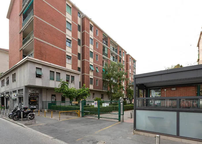 Guesthost - Lorenteggio Gelsomini Cozy Milan